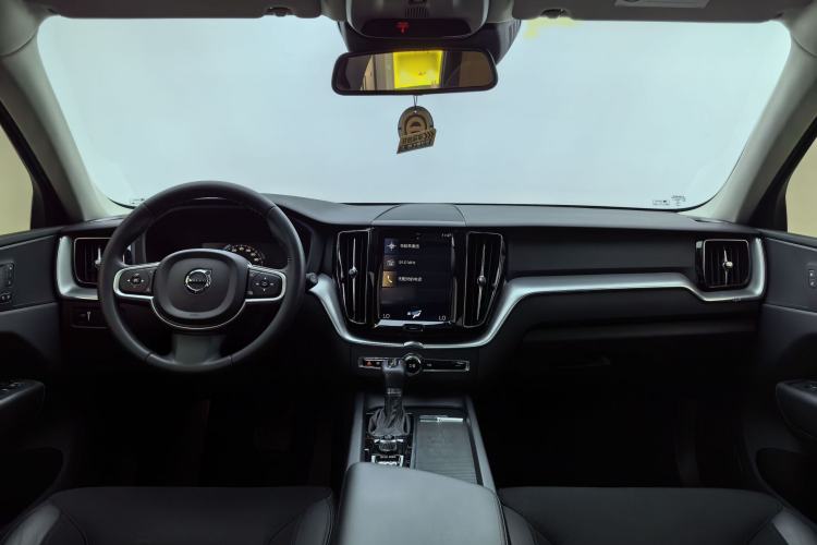 Used Volvo XC60 2019 T4 Zhiyi Edition China V Standard Interior 7