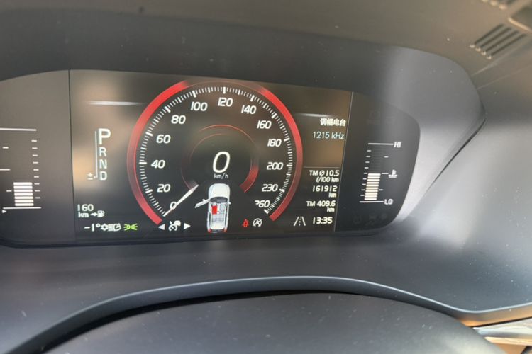 Used Volvo XC60 2019 T5 4x4 Smart Edition China VI Standard Interior 8