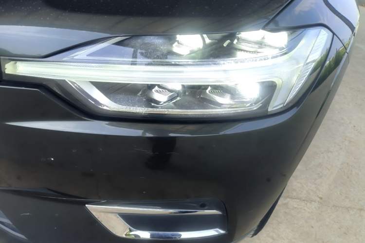 Used Volvo XC60 2019 T5 4x4 Smart Edition China VI Standard Left Front Headlight