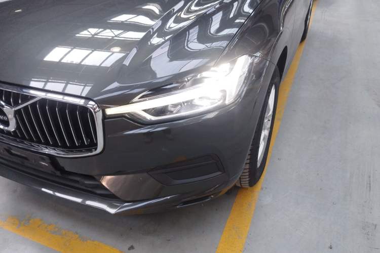 Used Volvo XC60 2019 T5 4x4 Smart Edition China VI Standard Left Front Headlight