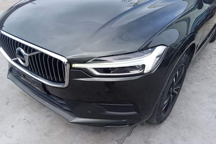 Used Volvo XC60 2019 T5 4x4 Smart Edition China V Standard Left Front Headlight