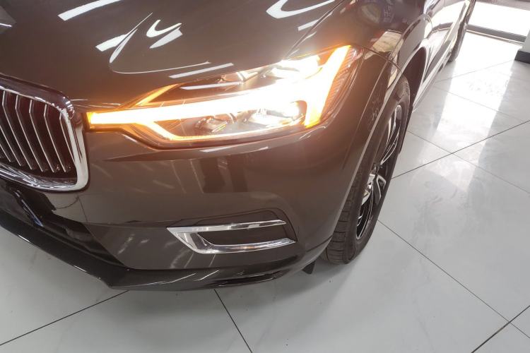 Used Volvo XC60 2019 T5 4x4 Smart Edition China V Standard Left Front Headlight