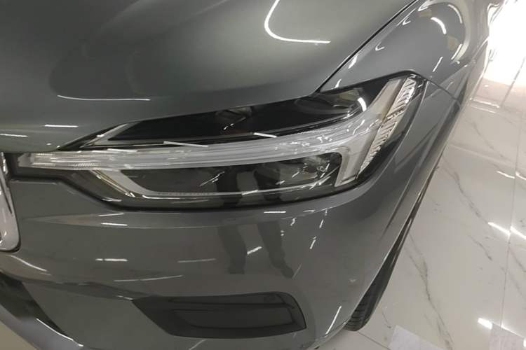 Used Volvo XC60 2019 T4 Zhiyi Edition China V Standard Left Front Headlight