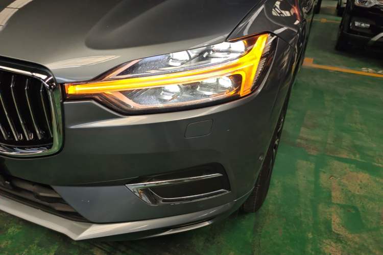 Used Volvo XC60 2019 T5 4x4 Zhiya Luxury Edition China VI Standard Left Front Headlight