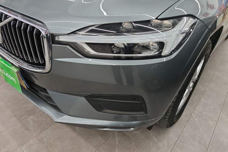Used Volvo XC60 2019 T5 4x4 Smart Edition China V Standard Left Front Headlight