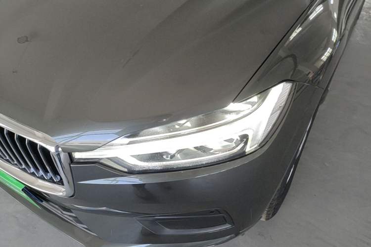 Used Volvo XC60 2019 T5 4x4 Smart Edition China VI Standard Left Front Headlight