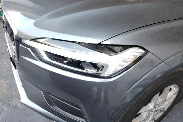 Used Volvo XC60 2019 T5 4x4 Smart Edition China V Standard Left Front Headlight