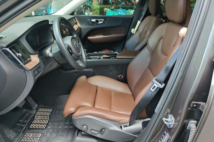 Used Volvo XC60 2019 T5 4x4 Zhiya Luxury Edition China V Standard Left Front Seat