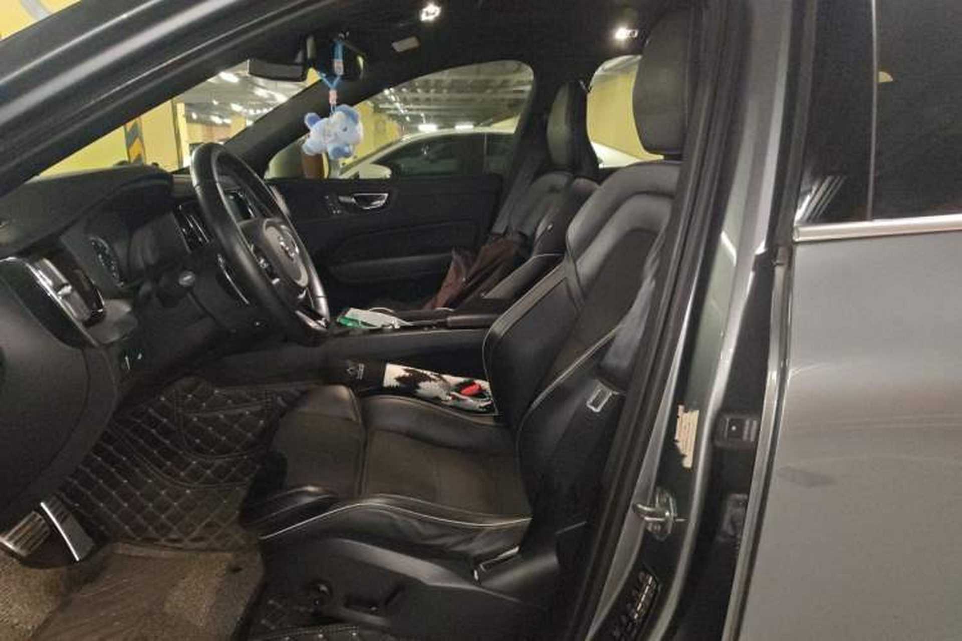 Used Volvo XC60 2019 T5 4x4 Zhiyuan Sport Edition China V Standard Left Front Seat