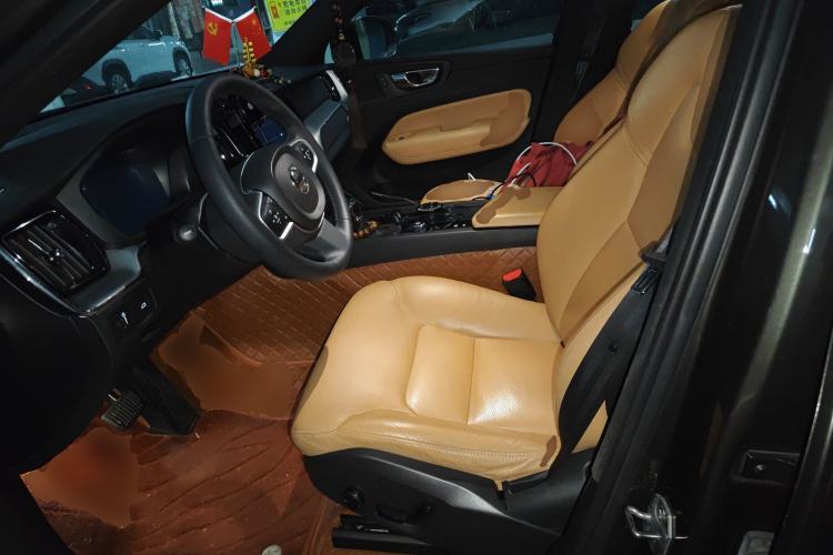 Used Volvo XC60 2019 T5 4x4 Smart Edition China V Standard Left Front Seat