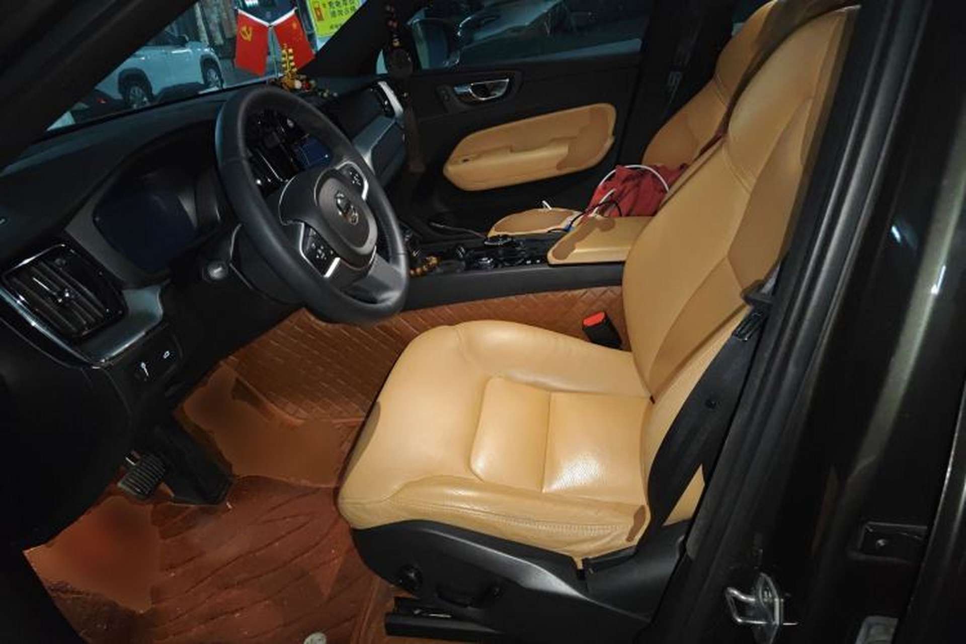 Used Volvo XC60 2019 T5 4x4 Smart Edition China V Standard Left Front Seat