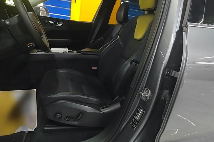 Used Volvo XC60 2019 T4 Zhiyi Edition China V Standard Left Front Seat