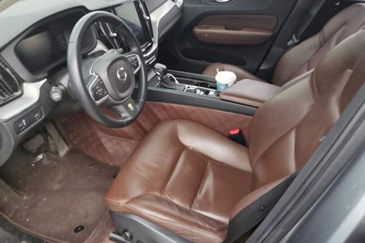 Used Volvo XC60 2019 T5 4x4 Smart Edition China V Standard Left Front Seat