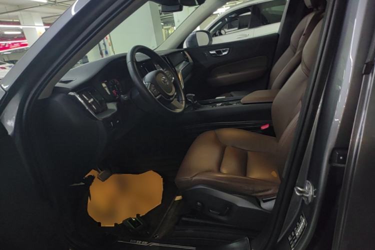 Used Volvo XC60 2019 T5 4x4 Zhiyuan Edition China VI Standard Left Front Seat