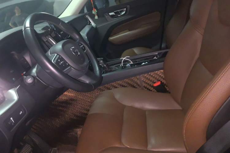 Used Volvo XC60 2019 T5 4x4 Smart Edition China V Standard Left Front Seat