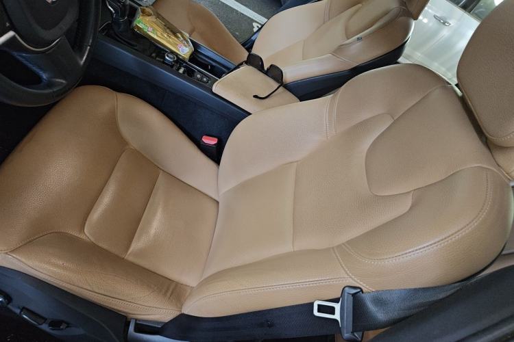 Used Volvo XC60 2019 T5 4x4 Smart Edition China V Standard Left Front Seat