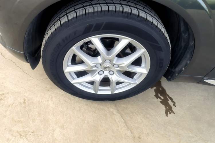 Used Volvo XC60 2019 T5 4x4 Smart Edition China VI Standard Left Front Wheel Hub