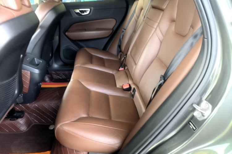 Used Volvo XC60 2019 T5 4x4 Smart Edition China VI Standard Left Rear Seat