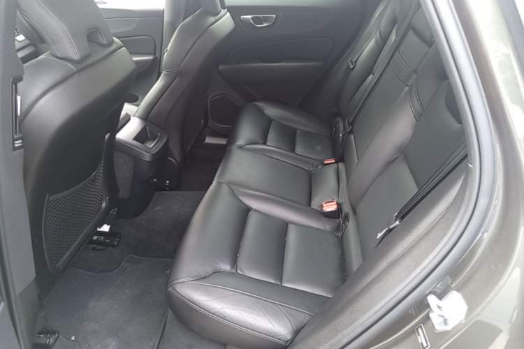 Used Volvo XC60 2019 T5 4x4 Smart Edition China V Standard Left Rear Seat