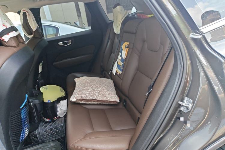 Used Volvo XC60 2019 T5 4x4 Zhiyuan Edition China VI Standard Left Rear Seat