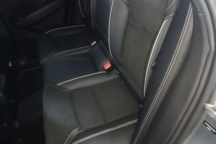Used Volvo XC60 2019 T5 4x4 Zhiyuan Sport Edition China V Standard Left Rear Seat