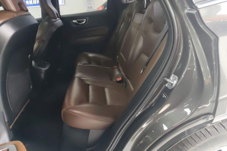 Used Volvo XC60 2019 T5 4x4 Smart Edition China V Standard Left Rear Seat