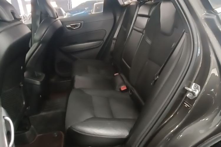 Used Volvo XC60 2019 T4 Zhiyi Edition China VI Left Rear Seat