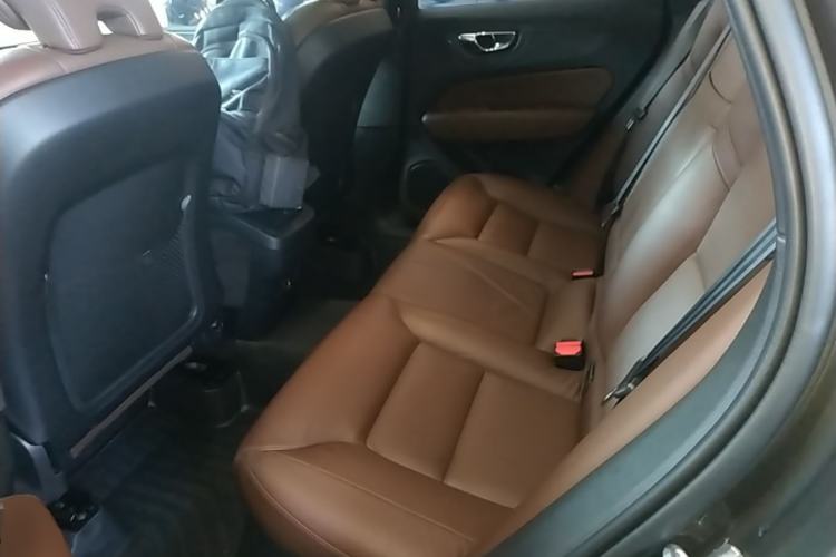 Used Volvo XC60 2019 T5 4x4 Zhiyuan Edition China VI Standard Left Rear Seat