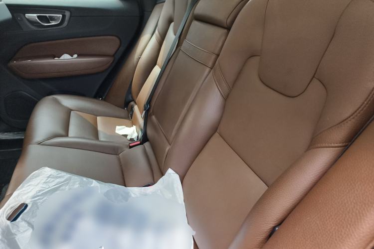 Used Volvo XC60 2019 T5 4x4 Smart Edition China VI Standard Left Rear Seat