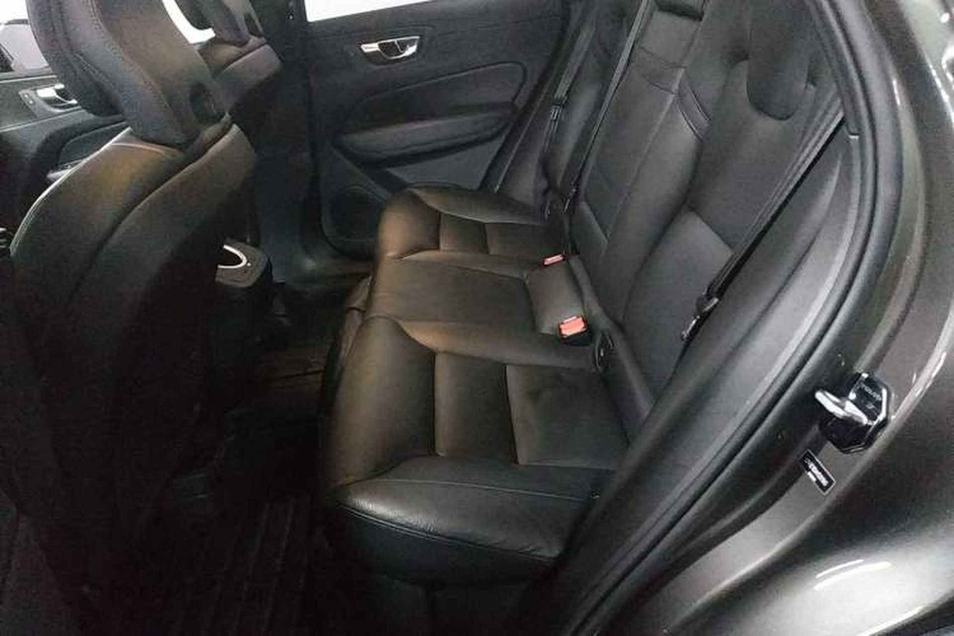 Used Volvo XC60 2019 T5 4x4 Zhiyuan Edition China VI Standard Left Rear Seat