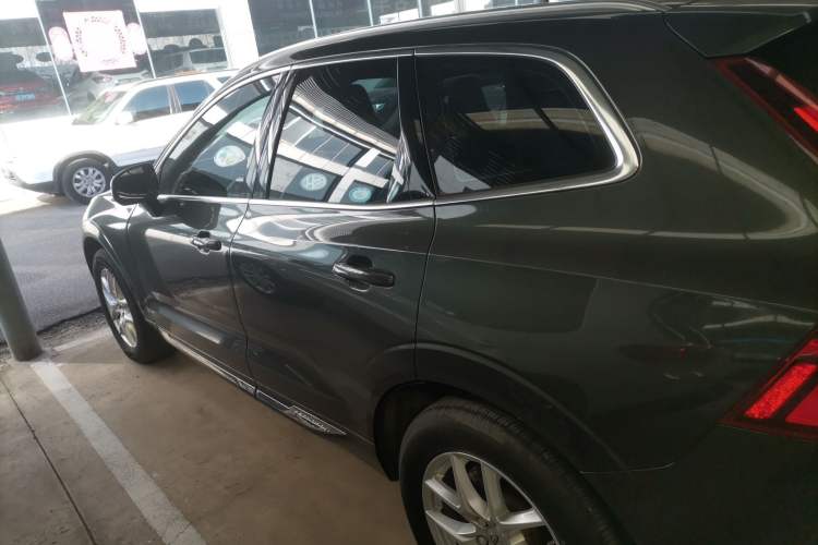 Used Volvo XC60 2019 T5 4x4 Smart Edition China V Standard Left Side