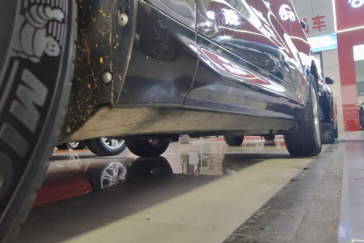Used Volvo XC60 2019 T5 4x4 Smart Edition China VI Standard Left Side Sill