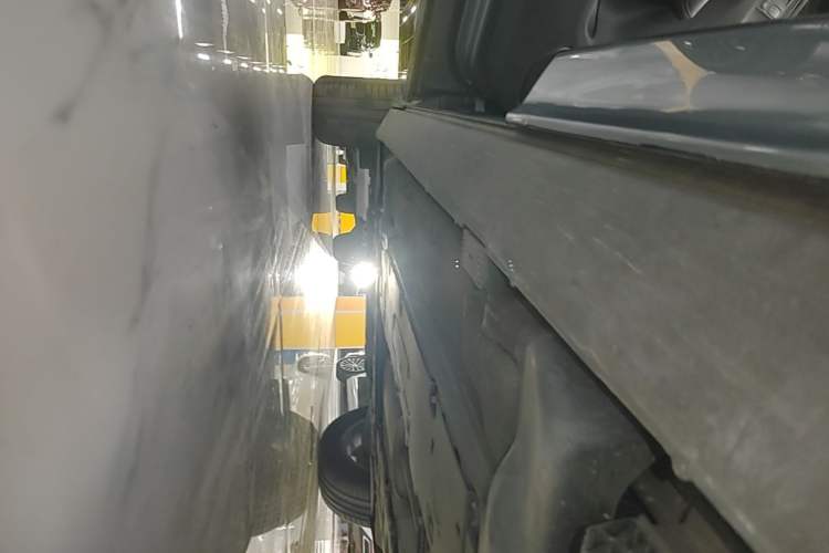 Used Volvo XC60 2019 T4 Zhiyi Edition China V Standard Left Side Sill