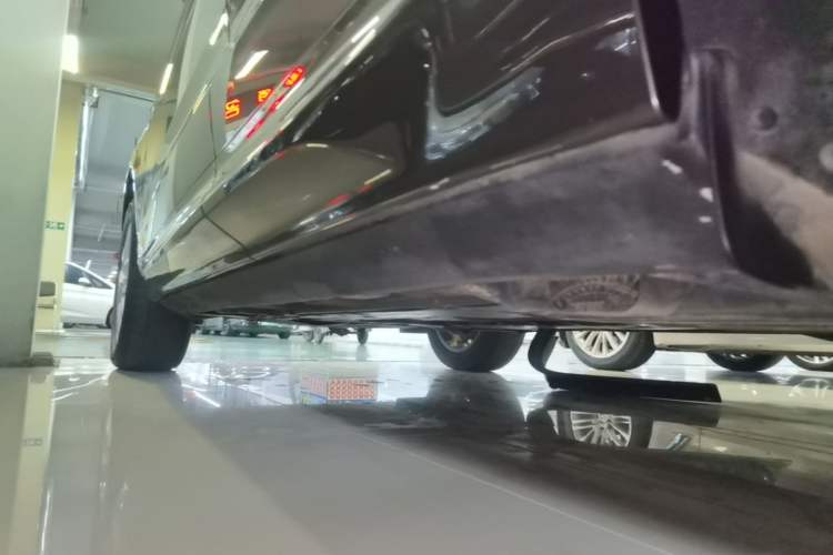 Used Volvo XC60 2019 T5 4x4 Smart Edition China V Standard Left Side Sill
