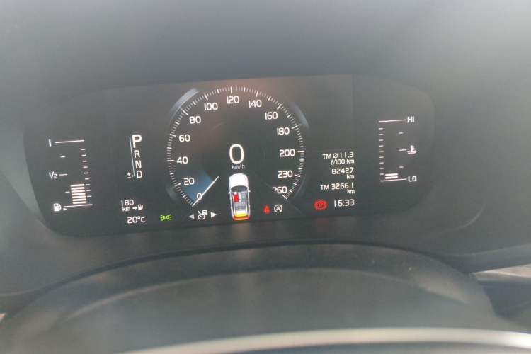 Used Volvo XC60 2019 T5 4x4 Smart Edition China VI Standard Odometer Close Up
