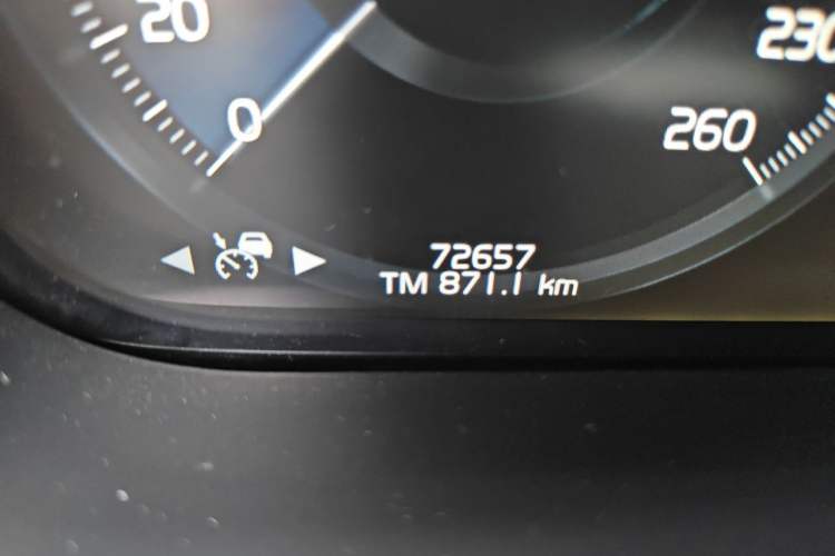Used Volvo XC60 2019 T5 4x4 Zhiyuan Edition China VI Standard Odometer Close Up