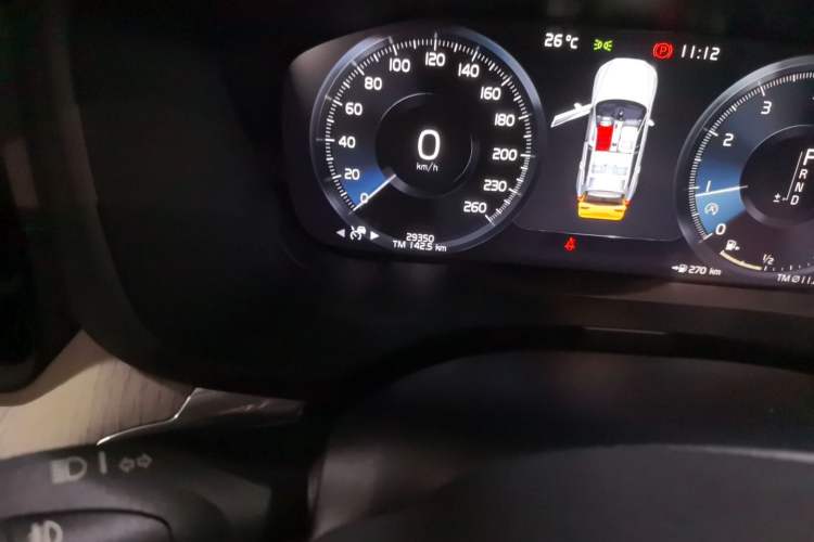 Used Volvo XC60 2019 T5 4x4 Zhiya Luxury Edition China V Standard Odometer Close Up