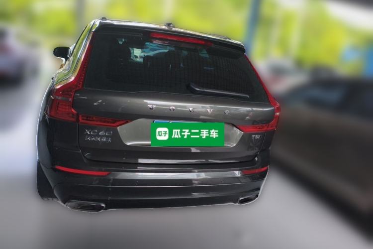 Used Volvo XC60 2019 T5 4x4 Smart Edition China VI Standard Rear