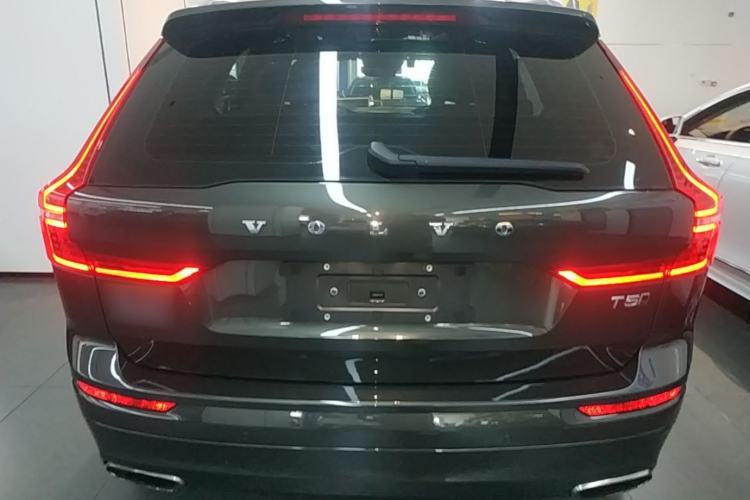 Used Volvo XC60 2019 T5 4x4 Smart Edition China V Standard Rear
