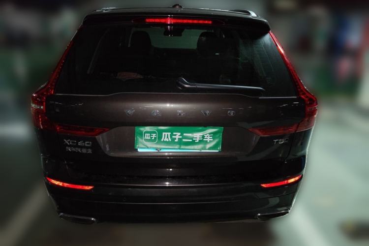 Used Volvo XC60 2019 T5 4x4 Smart Edition China VI Standard Rear