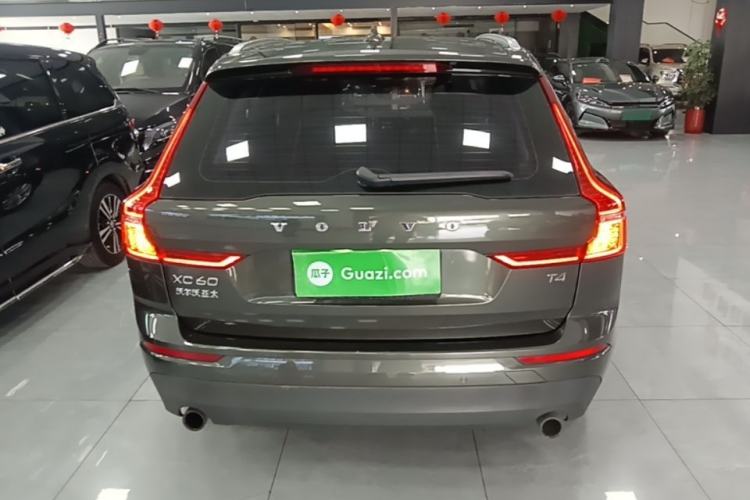 Used Volvo XC60 2019 T4 Zhiyi Edition China VI Rear