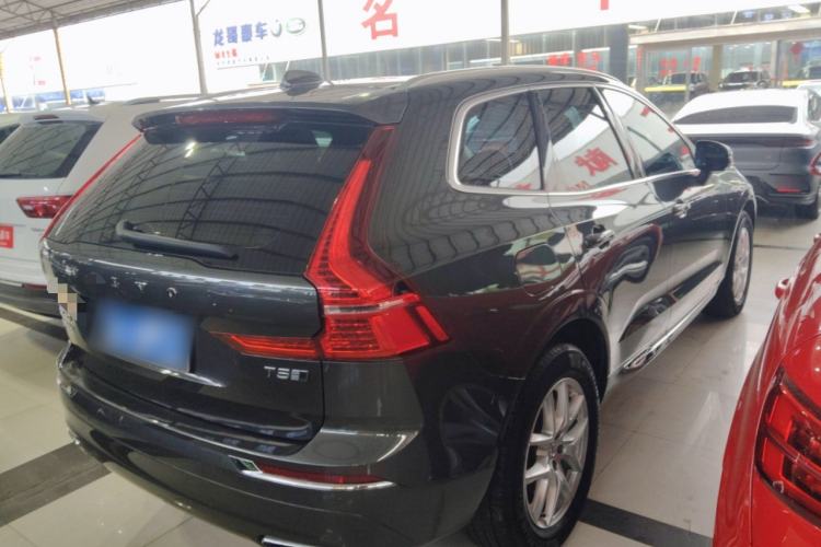 Used Volvo XC60 2019 T5 4x4 Smart Edition China VI Standard Rear Right 45 Deg