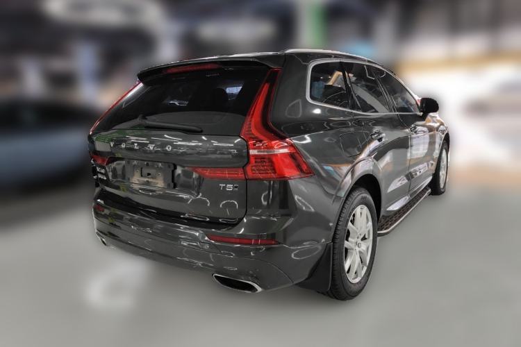 Used Volvo XC60 2019 T5 4x4 Smart Edition China V Standard Rear Right 45 Deg