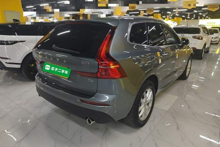 Used Volvo XC60 2019 T4 Zhiyi Edition China V Standard Rear Right 45 Deg