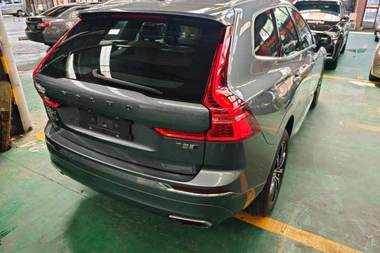 Used Volvo XC60 2019 T5 4x4 Zhiya Luxury Edition China VI Standard Rear Right 45 Deg