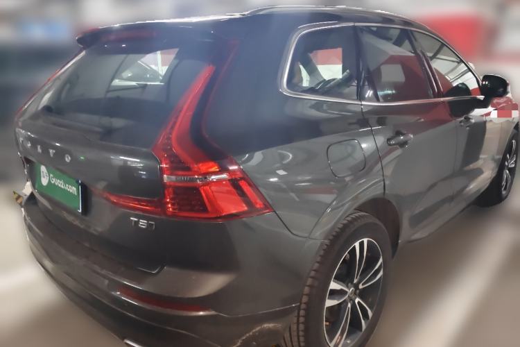 Used Volvo XC60 2019 T5 4x4 Smart Edition China V Standard Rear Right 45 Deg