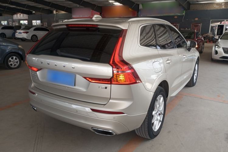 Used Volvo XC60 2019 T5 4x4 Smart Edition China VI Standard Rear Right 45 Deg