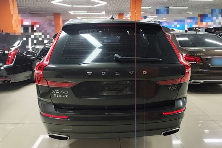 Used Volvo XC60 2019 T5 4x4 Smart Edition China VI Standard Rear