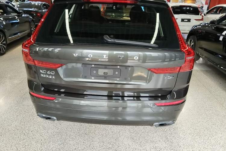 Used Volvo XC60 2019 T5 4x4 Zhiyuan Edition China VI Standard Rear