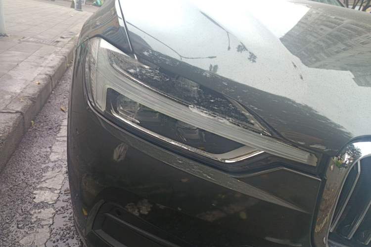 Used Volvo XC60 2019 T5 4x4 Smart Edition China V Standard Right Front Headlight